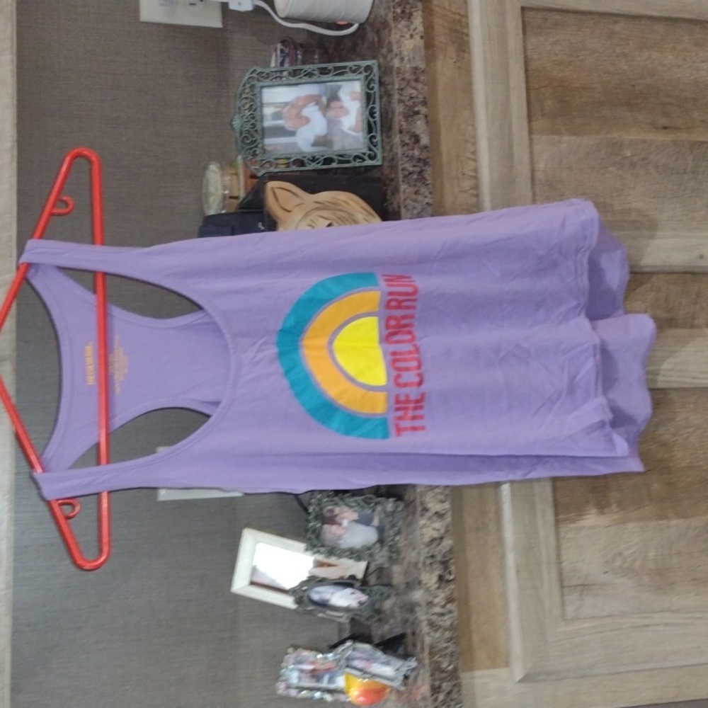 The color run tank top size m